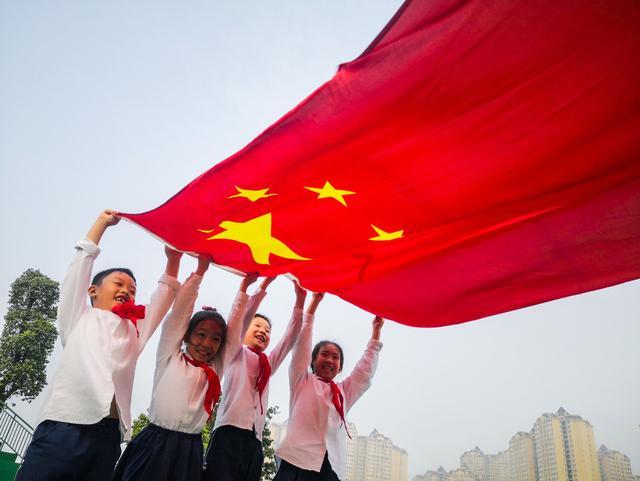 探索电脑使用命令符解决高级故障,尽享红迪网平台魅力!